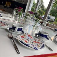 <a href="/veranstaltungen/detailansicht/event/tischgespraeche-11.html" target="_self">Tischgespräche</a>