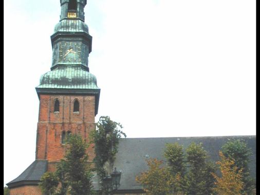 Gottesdienst in Tönning, mit Gospelchor und Abendmahl, mit Pastor Alexander Böhm