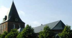 Gottesdienst in Garding, Begrüßung der Konfirmanden, Pastor Ralf-Thomas Knippenberg und Pastor Jörg Reglinski