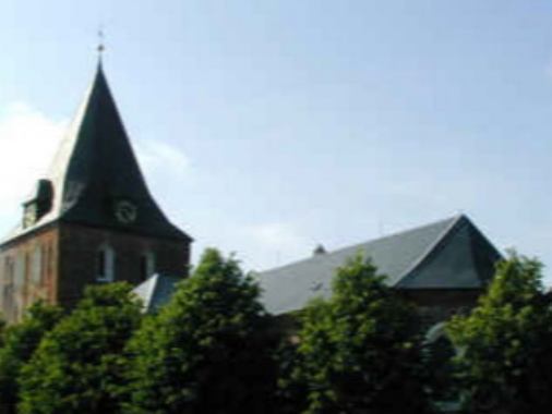 Gottesdienst in Garding, Begrüßung der Konfirmanden, Pastor Ralf-Thomas Knippenberg und Pastor Jörg Reglinski