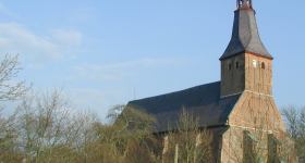 @nders Gottesdienst in Tetenbüll, "Erst muss man Gott irgendwo finden - Rainer Rilke zum 150. Geburtstag", mit Pastor Jörg Reglinski