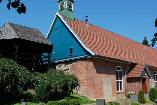 Foto der Kirche aus der Gemeinde Heiligenstedten