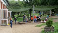<a href="/institutionen/institution/ev-kita-schleiwind-in-fahrdorf.html" target="_self">Ev. Kita &quot;Schleiwind&quot; Fahrdorf</a>