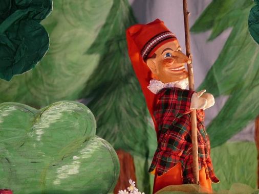 1. Sonntag nach Trinitatis -Familiengottesdienst mit Puppenspiel