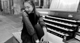 XXIII. Eimsbütteler Orgelsommer: Wenying Wu (Evangelische Kirche Urdenbach/Düsseldorf)