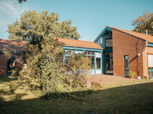 Sofa-Gottesdienst im Gemeindehaus