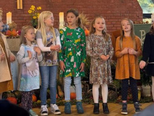 Gottesdienst für Familien mit dem Rethwischer Kinderchor zum Sommer