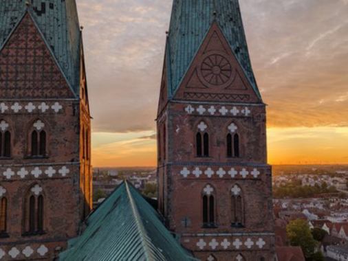 360° Lübeck - Turm- und Gewölbeführung in der Abendstimmung