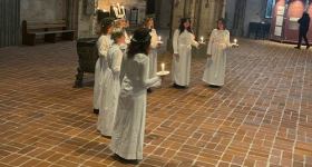 Lucia-Singen mit der hlg. Lucia und Gefolge aus Visby (anschl. Kirchenführung)