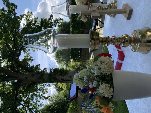 Freiluft-Gottesdienst auf der Wiese in Großsolt