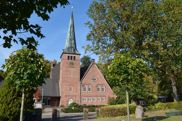Foto der Kirche aus der Gemeinde Lägerdorf