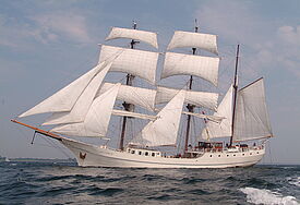 Die Artemis - Das Nordkirchenschiff fährt fährt im Sommer 2017 zum Reformationsjubiläum von Hamburg nach Stralsund.