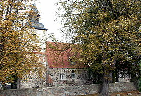 Die Dorfkirche St. Petri in Benz auf Usedom.