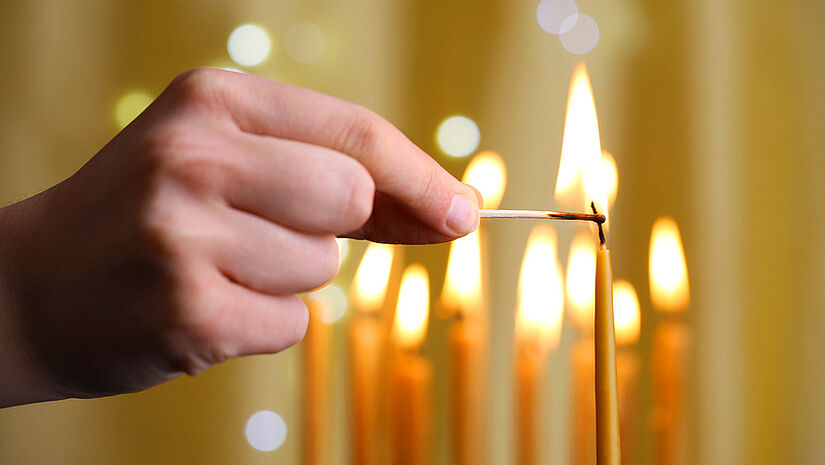 Kerzen leuchteten in Bützow (Symbolfoto)