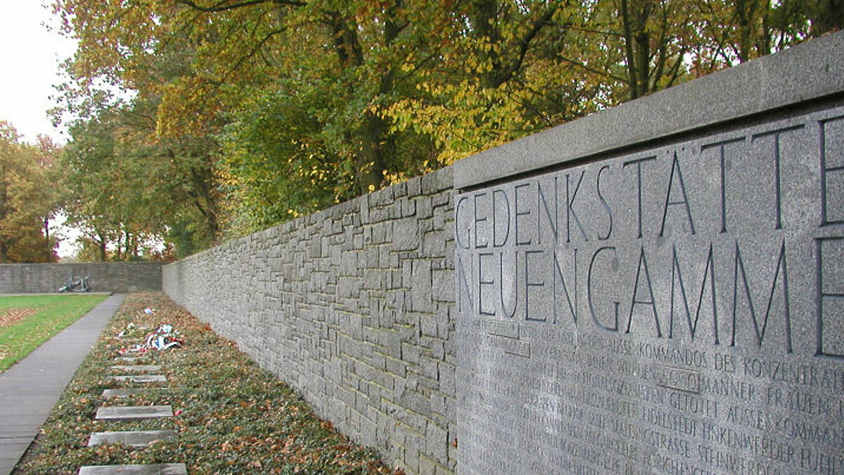 Die Gedenkstätte erhält mit dem "Ort der Verbundenheit" ein Projekt, das die Erinnerung an die Opfer wachhalten und den Angehörigen bei der Verarbeitung ihrer Trauer helfen soll. 