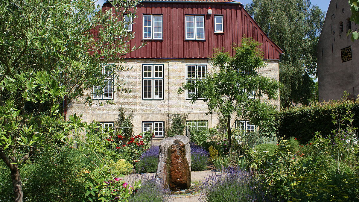 Der Bibelgarten in Schleswig gehört zu den bereits zertifizierten Kleinoden innerhalb der kirchlichen Garten- und Hofanlagen