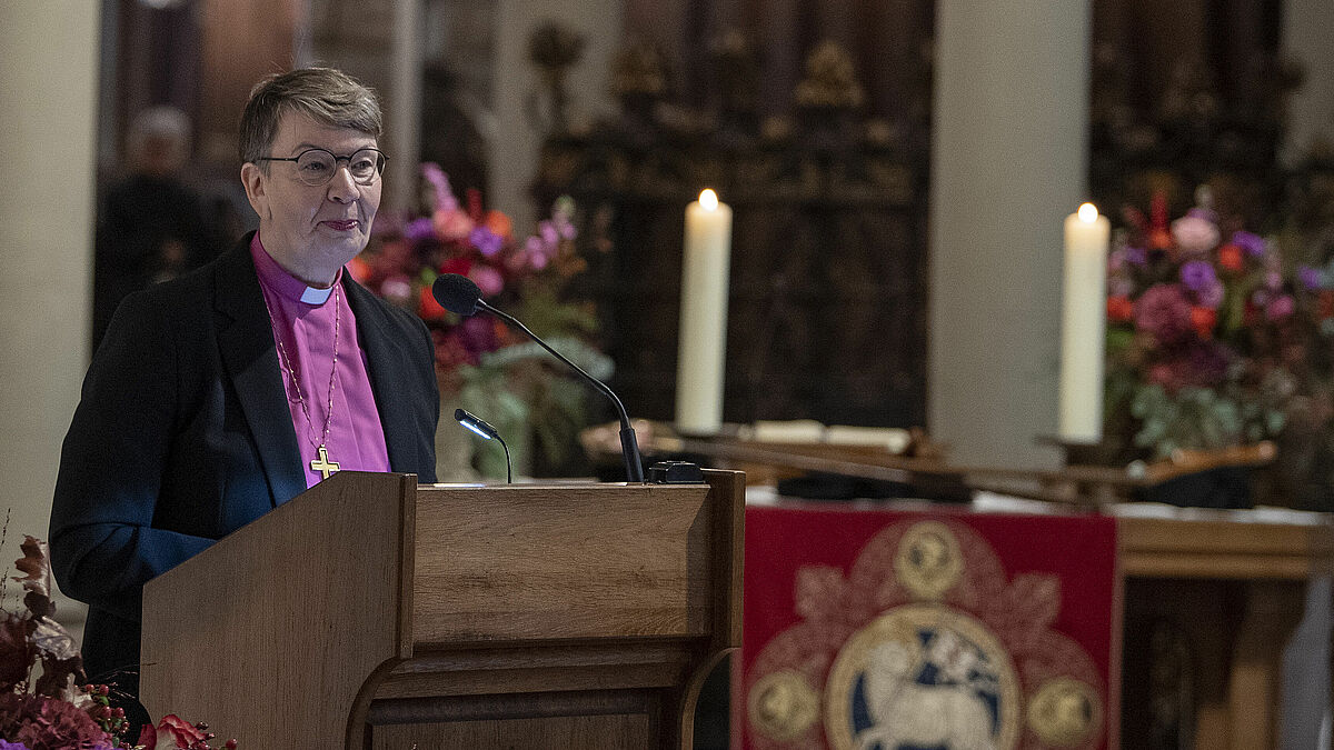 Für Landesbischöfin Kühnbaum-Schmidt vereinte sich ein „besonderer Raumeindruck von Licht, Weite und Raum für Gottes Gegenwart“ mit einem besonderen „Gänsehautmoment“. 
