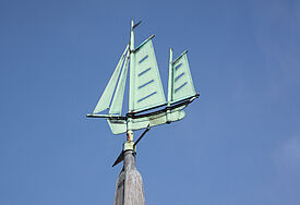 Kirchturmspitze auf Helgoland.