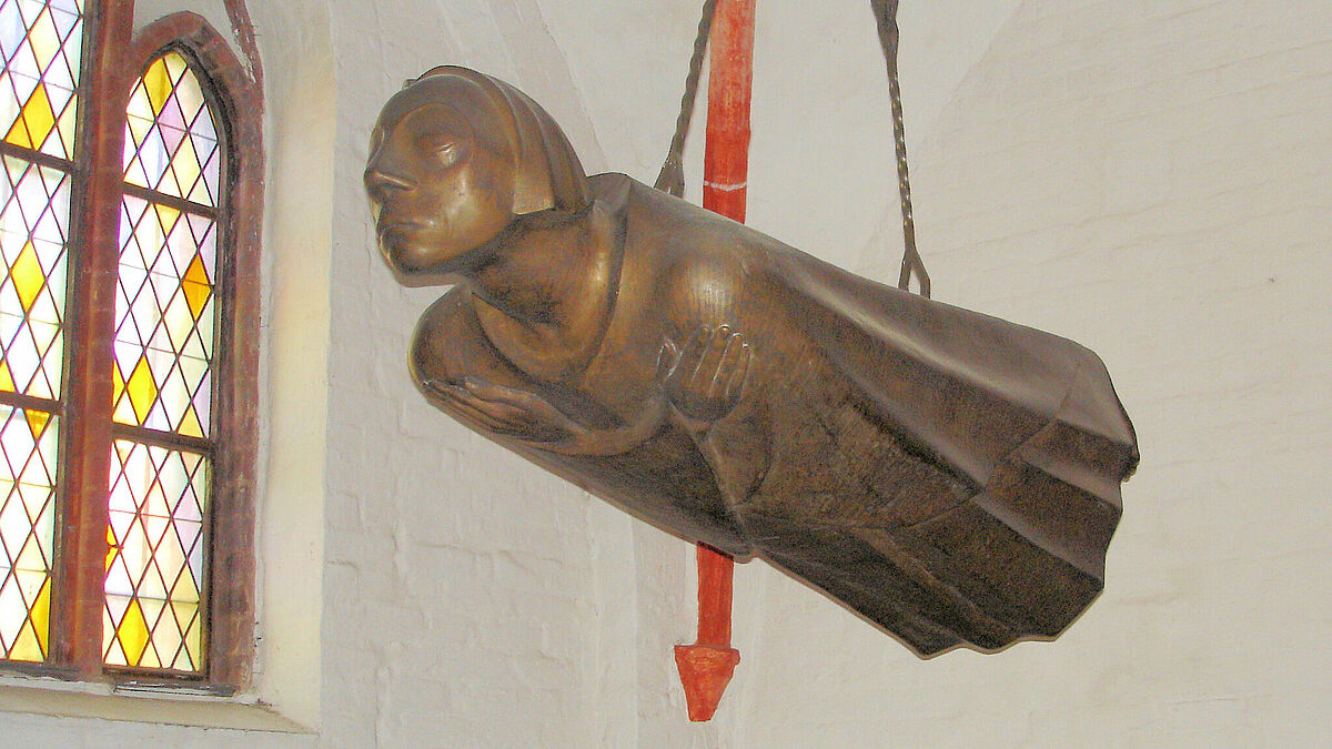 "Der Schwebende" von Ernst Barlach ist eine überlebensgroße Bronzefigur, die Ernst Barlach 1927 als Mahnmal für die Gefallenen des Ersten Weltkriegs geschaffen hat und die später von den Nationalsozialisten zerstört wurde. 