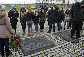 Eine Schulklasse aus Deutschland besucht Auschwitz