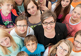 Das Vaterunser ist vielen Menschen bekannt. Doch wie hört es sich eigentlich auf Platt, Sächsisch oder Koreanisch an? Dieser Frage geht die Mitmachkampagne „#reformaction2017” der Evangelischen Kirche in Deutschland (EKD) zum Reformationsjubiläum 2017 nach.