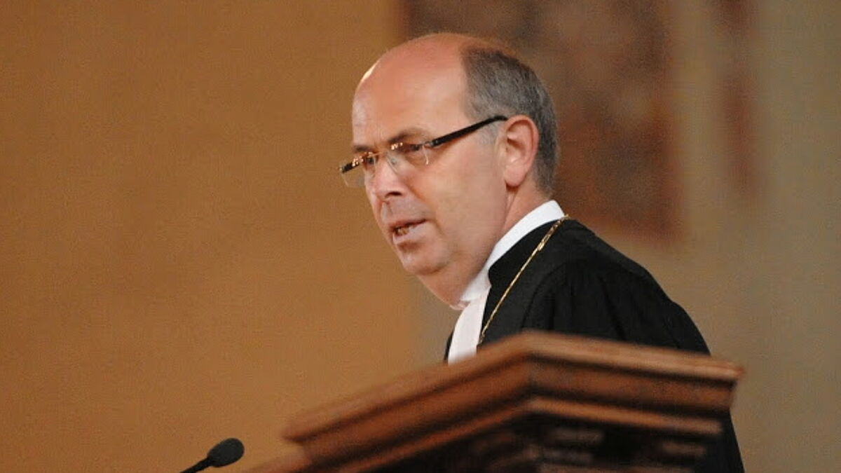 Bischof Magaard während des Gottesdientes zu seiner Amtseinführung