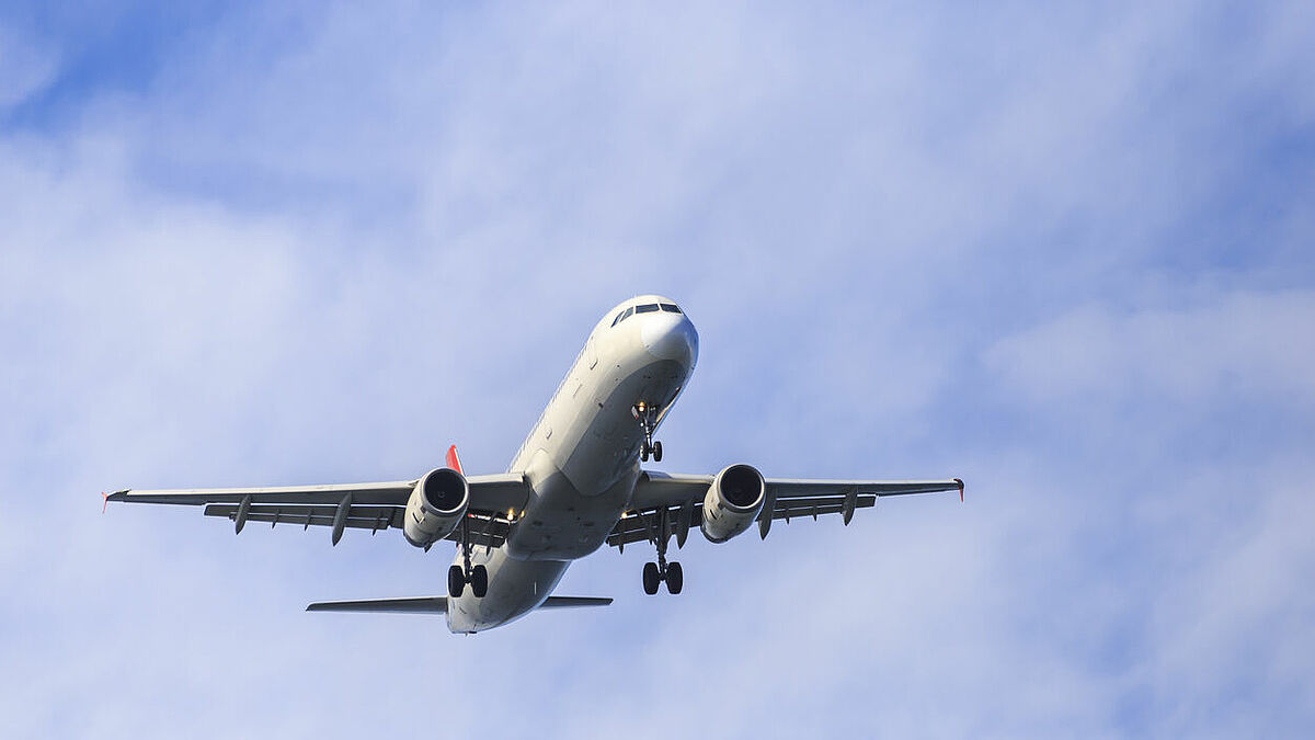 Die Abschiebungsbeobachtung am Hamburger Flughafen hat sich laut Diakonie bewährt (Symbolbild)
