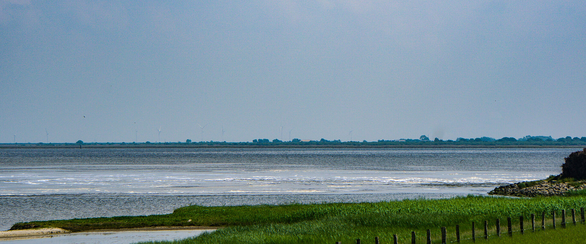 Blick vom Beltringharder Koog rüber nach Nordstrand.