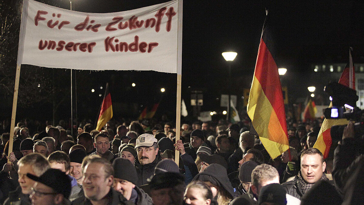 Pegida-Demonstration am vergangenen Montag in Dresden – Bischof Magaard ist besorgt