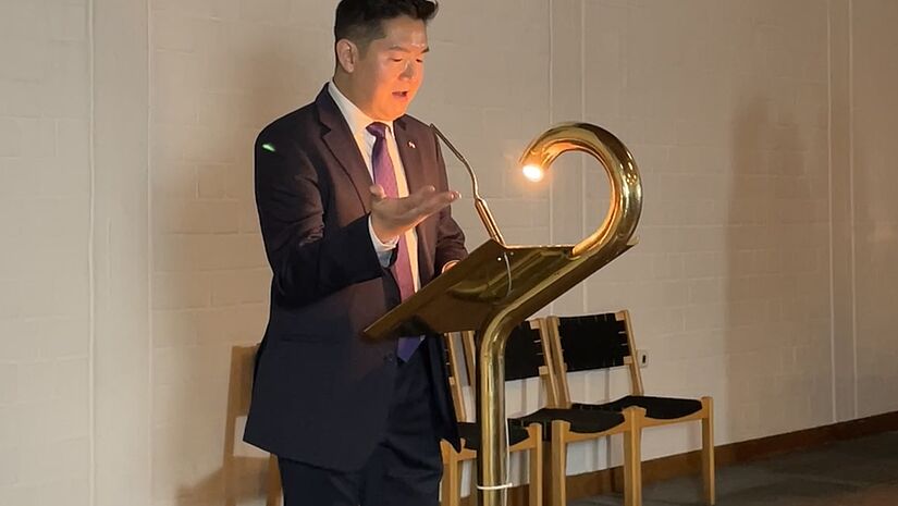 Jascon Chue, US-Gernalskonsul