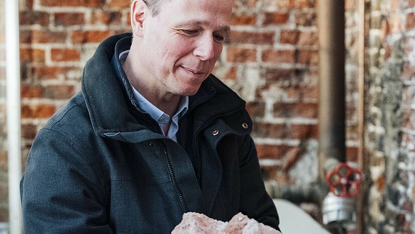 Uwe Pfeiffer, Bauleiter der Hamburger Hauptkirche St. Michaelis, der die Sanierungsarbeiten betreut. Uwe Pfeiffer, Bauleiter der Hamburger Hauptkirche St. Michaelis, der die Sanierungsarbeiten betreut.