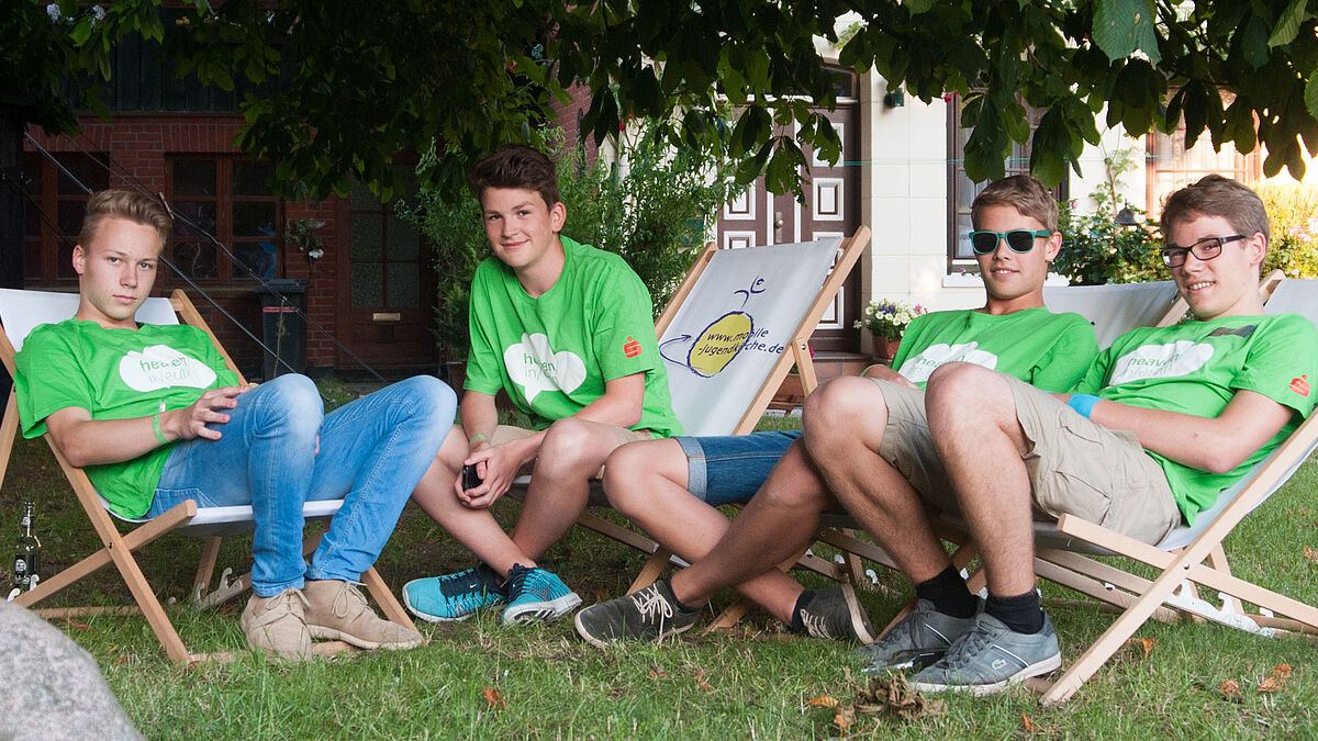Jugendliche Teilnehmer beim "Heaven"-Festival in Eutin