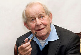 Der Schriftsteller Siegfried Lenz starb mit 88 Jahren. Das Foto zeigt ihn im Jahr 2009