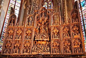 Blick auf den Brüggemann-Altar aus den Jahren 1517 bis 1521 mit seinen fast 400 geschnitzten Figuren aus Eichenholz