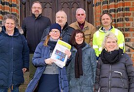 Der FSJ-Platz der Bauabteilung des Pommerschen Evangelischen Kirchenkreises wird von einem großen Team betreut und unterstützt 