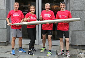 Sportliches Staffelteam der Nikolai-Kirche: Pastor Markus Schneider, Pastorin Maren Schack, Hauptpastor Martin Vetter, Fundraiser Kai Widmaier (von links)