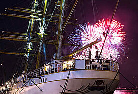 Im vergangen Jahr gab es bei der Hanse-Sail ein großes Feuerwerk