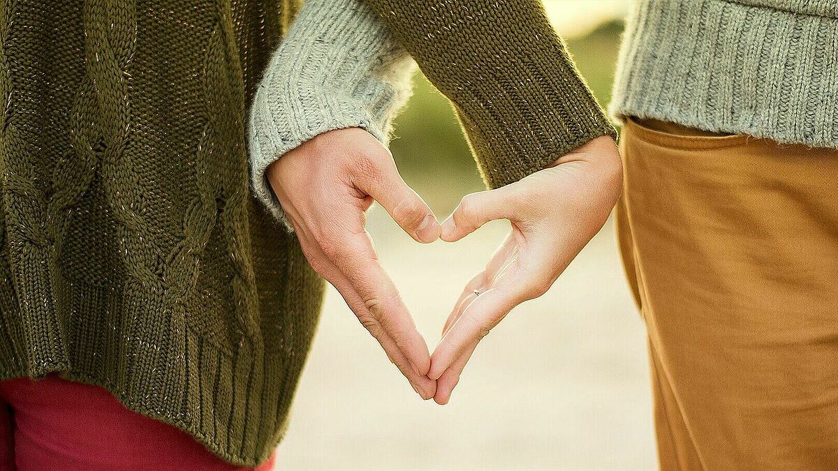 Hand in Hand