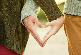 Hand in Hand