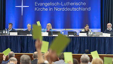 Abstimmung in Landessynode mit Blick aufs Präsidium