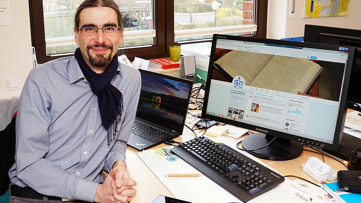 Helge Buttkereit twittert für den Kirchenkreis Rendsburg-Eckernförde