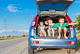 Mit dem Auto in den Urlaub – und vorher noch zum Gottesdienst!