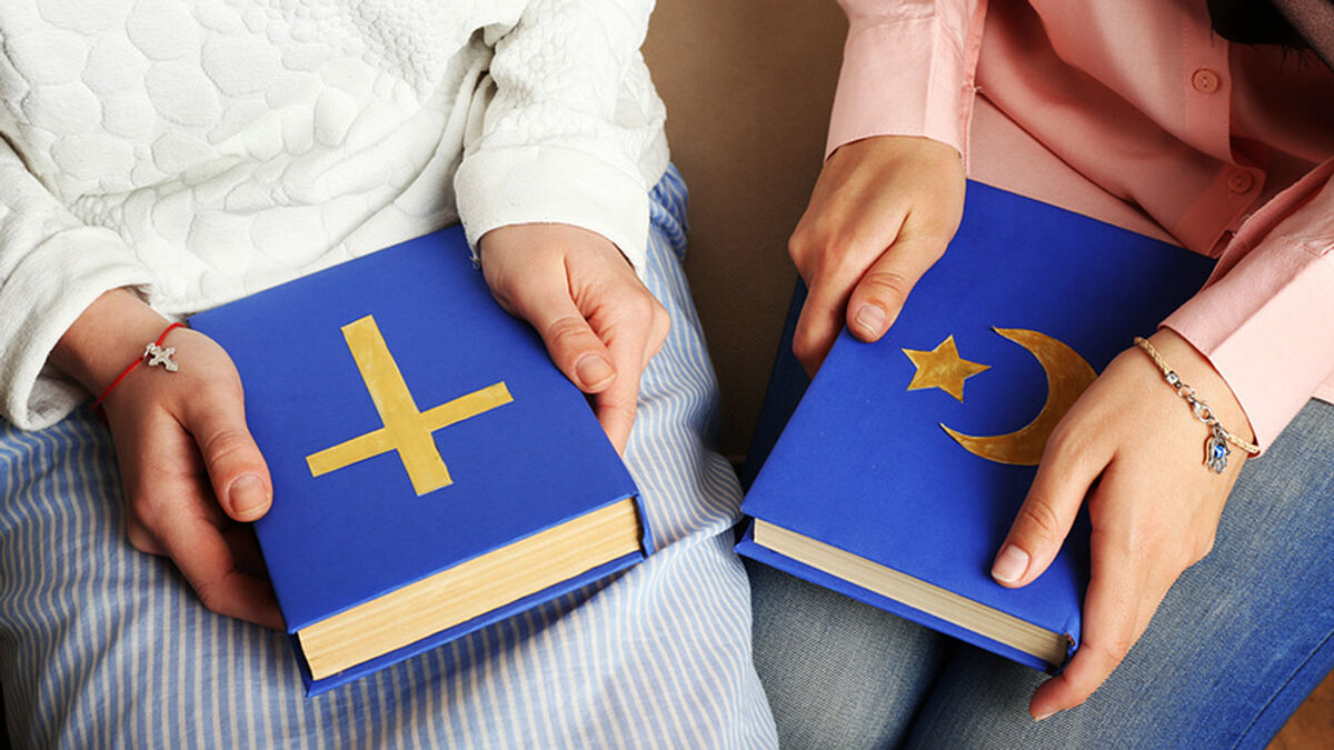 Bibel und Koran stehen im Mittelpunkt des Friedensfests (Symbolfoto)