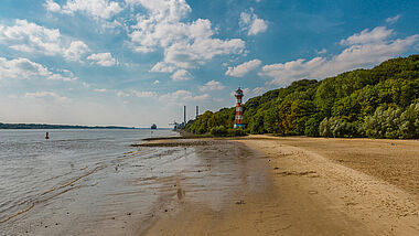 Elbstrand in Hamburg bei Ebbe