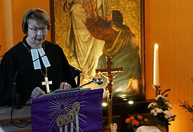 Gottesdienst zum zweiten Advent im pommerschen Penkun im Randowtal: Landesbischöfin Kristina Kühnbaum-Schmidt hielt die Predigt in der Stadtkirche. Quelle: Stefan Döbler, Nordkirche