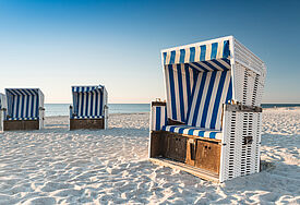 Strandkörbe am Strand von Sylt