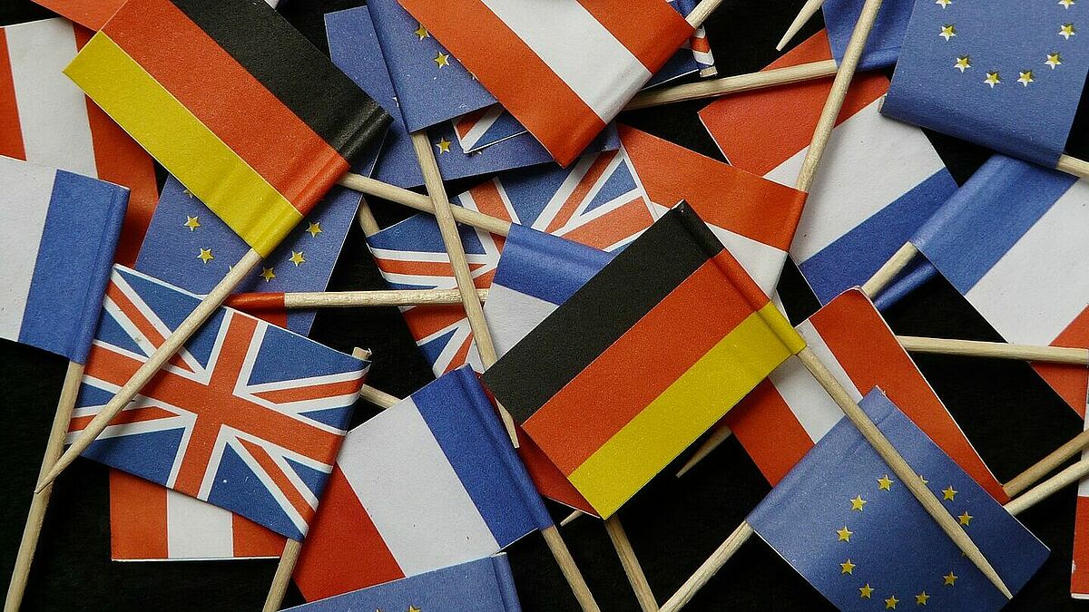 Flaggen von EU-Ländern