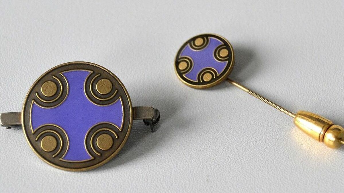 Ansgarkreuz als Anstecknadel