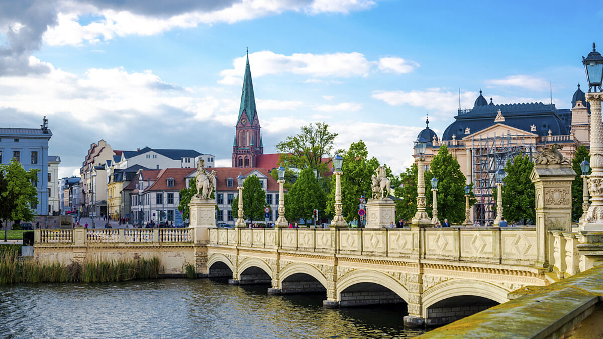Schwerin soll künftig nicht mehr Sitz eines katholischen Weihbischofs sein