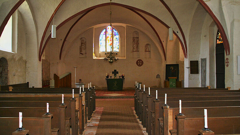 Innenraum der Kirche in Ranzin